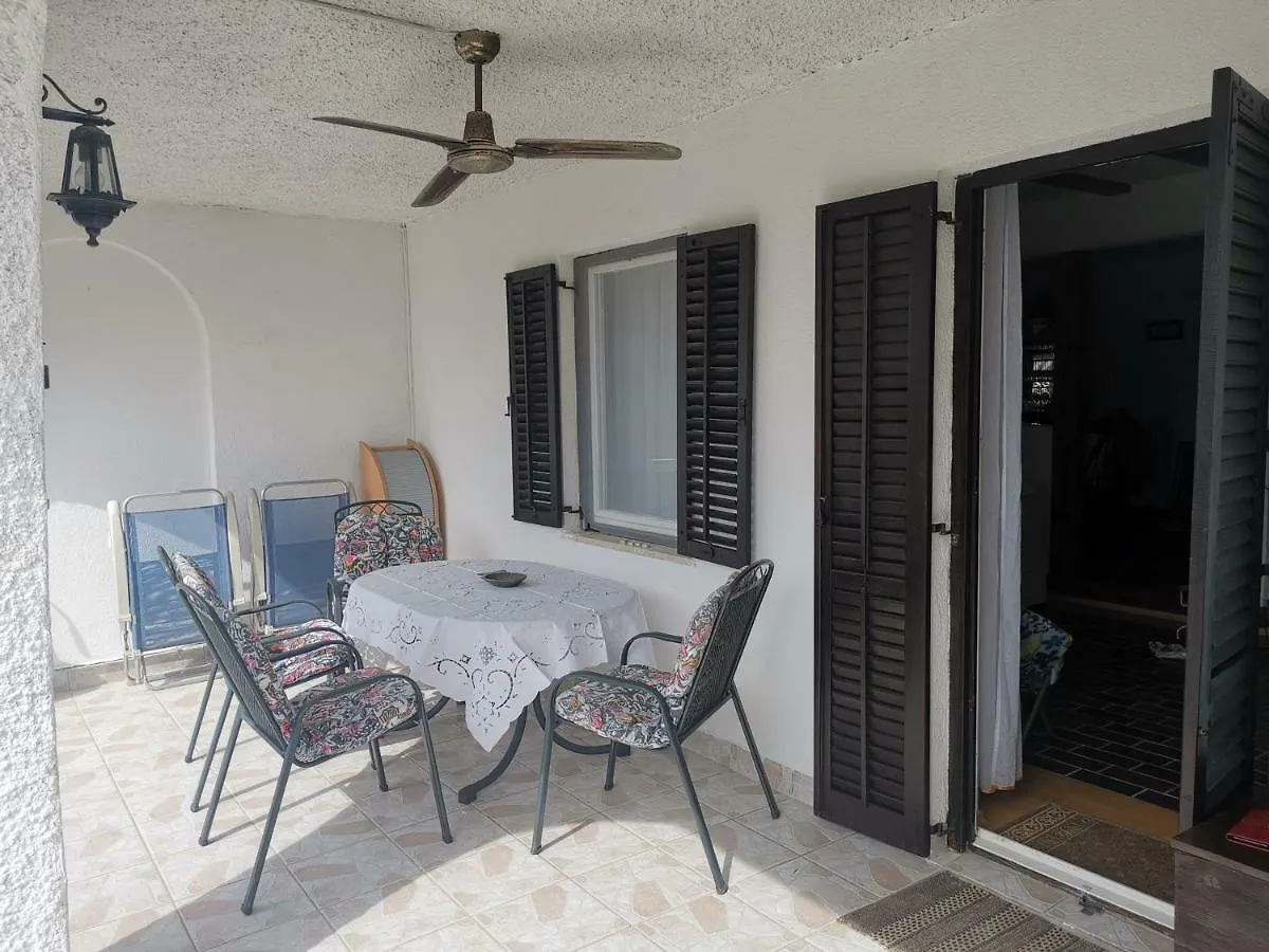 Apartment Apartma Soncek Premantura Croatia
